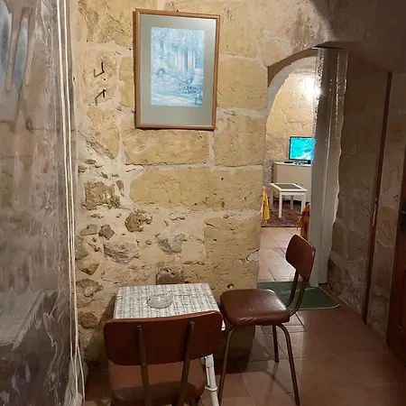 Landhuis 400yr In Gozo - Separate