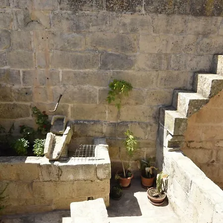 400yr In Gozo - Separate Landhuis Xagħra