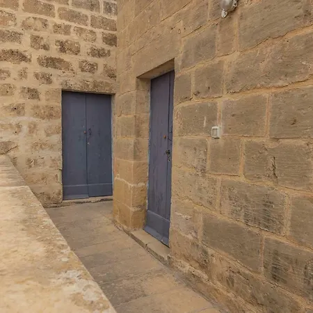 400yr In Gozo - Separate Landhuis