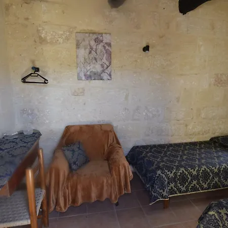 400yr In Gozo - Separate