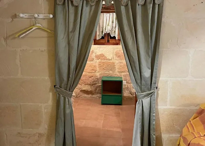 Casa di campagna 400yr In Gozo - Separate *